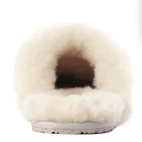 Manitobah Leather Sheepskin Shearling Slippers Size 7 *Brand New In Box, Never W - Picture 3 of 3